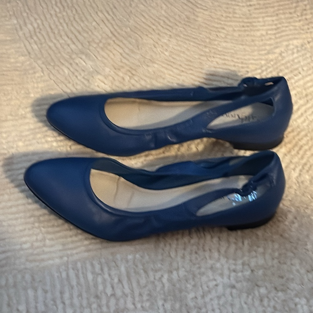 Cole Haan Maria Sharapova‎ broke almond toe slip
On ballet flats Sz 9 Nike Air - Picture 6 of 12